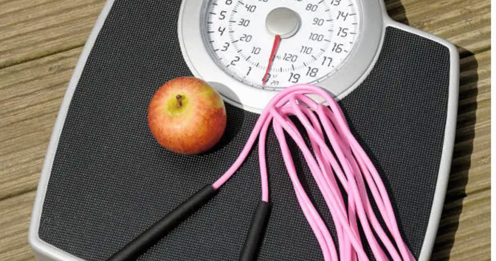 Weight to Calories Tool displaying nutritional breakdown of food weight into calories, protein, carbs, and fats.